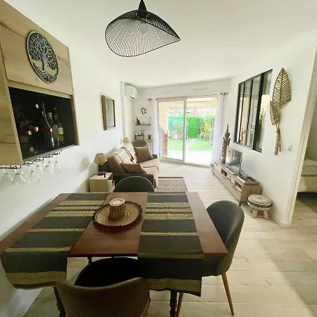 Appt 27m2 - Parking - Wifi - Clim - Piscine Apartamento Roquebrune-sur-Argens